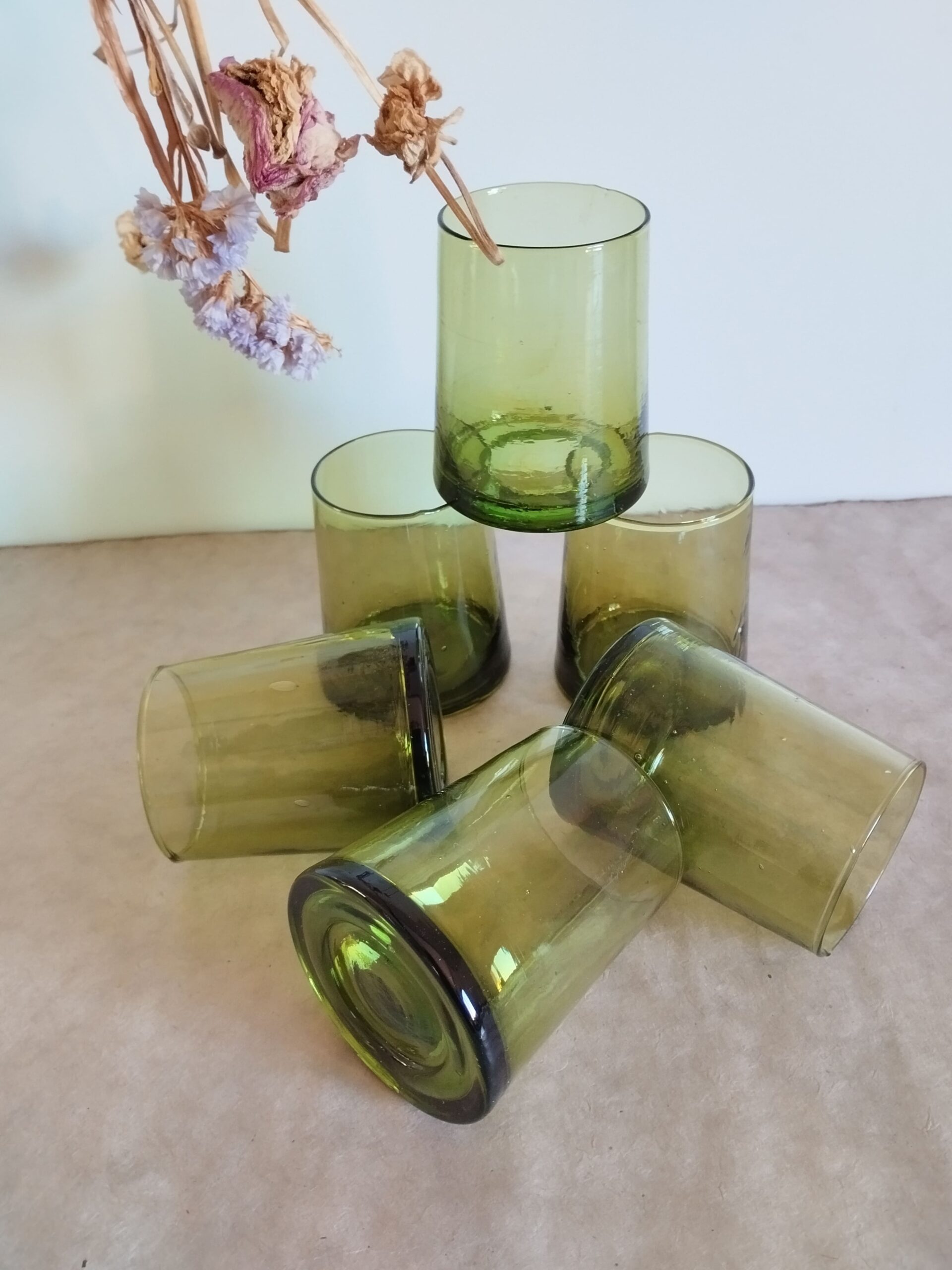 Verre Collection Beldi: L'Art du Recyclage Soufflé