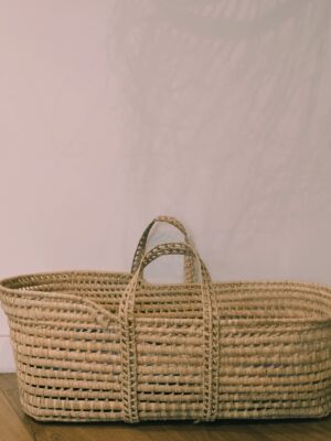 Couffin bébé en feuille de palmier